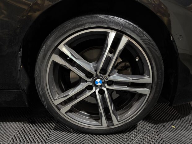 BMW SERIE 1 F40 118d 150 ch BVA8 M Sport complet