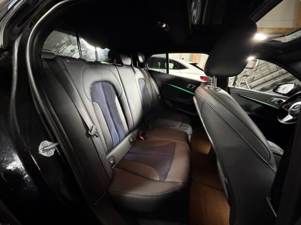 BMW SERIE 1 F40 118d 150 ch BVA8 M Sport complet