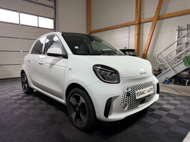 SMART FORFOUR EQ 82 ch Prime complet