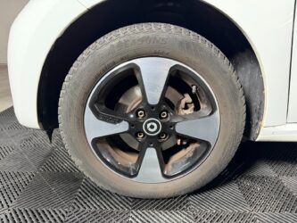 SMART FORFOUR EQ 82 ch Prime complet