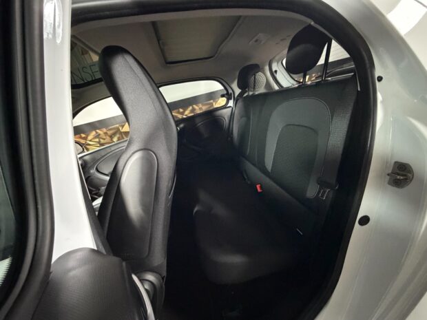 SMART FORFOUR EQ 82 ch Prime complet