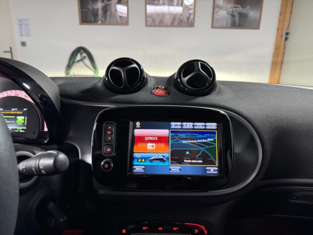 SMART FORFOUR EQ 82 ch Prime complet
