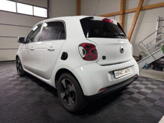 SMART FORFOUR EQ 82 ch Prime complet