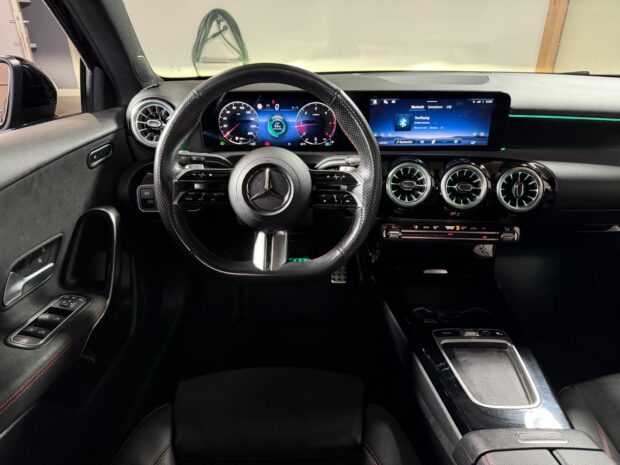 MERCEDES CLASSE A 200 d 8G-DCT AMG Line complet