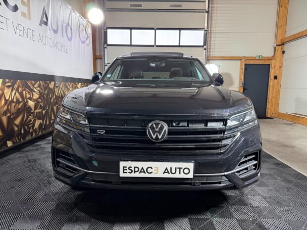 VOLKSWAGEN TOUAREG 3.0 TSI eHybrid 462 ch Tiptronic 8 4Motion R complet