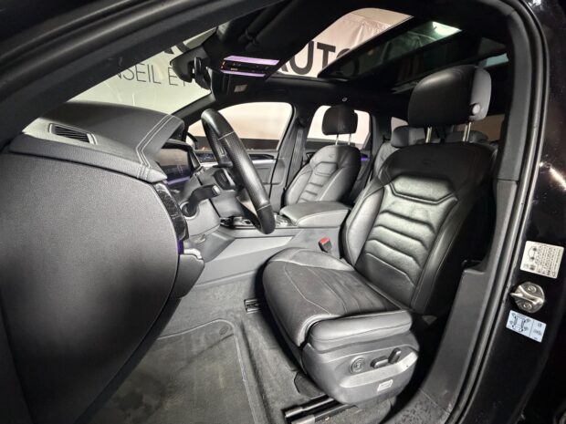 VOLKSWAGEN TOUAREG 3.0 TSI eHybrid 462 ch Tiptronic 8 4Motion R complet