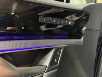 VOLKSWAGEN TOUAREG 3.0 TSI eHybrid 462 ch Tiptronic 8 4Motion R complet