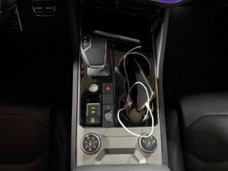 VOLKSWAGEN TOUAREG 3.0 TSI eHybrid 462 ch Tiptronic 8 4Motion R complet