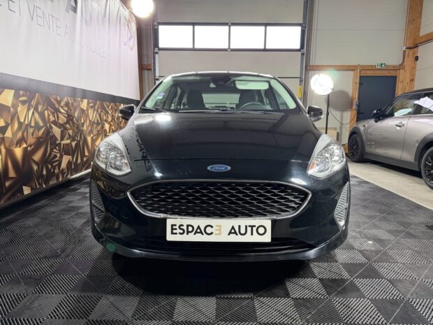 FORD FIESTA 1.0 EcoBoost 100 ch S&S BVM6 Cool & Connect complet