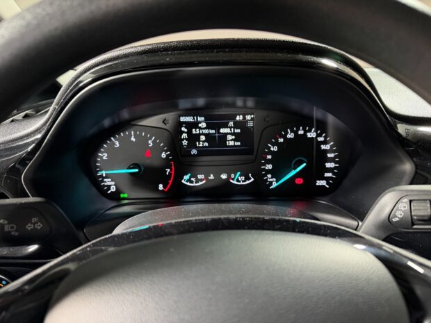 FORD FIESTA 1.0 EcoBoost 100 ch S&S BVM6 Cool & Connect complet