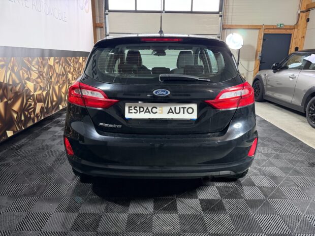 FORD FIESTA 1.0 EcoBoost 100 ch S&S BVM6 Cool & Connect complet