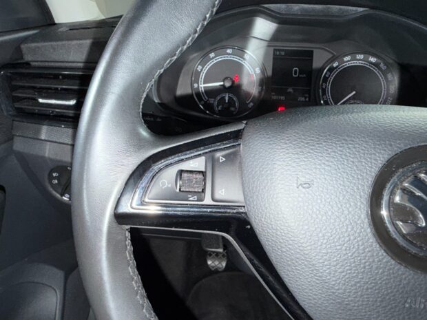 SKODA SCALA 1.0 TSI 95 ch BVM5 Ambition complet