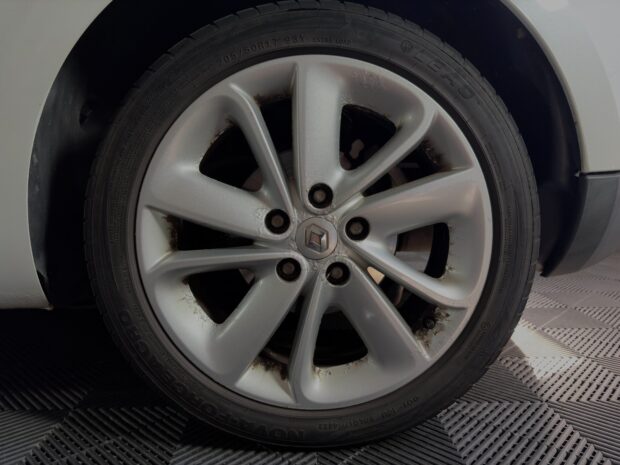 RENAULT MEGANE III COUPE dCi 110 FAP eco2 complet