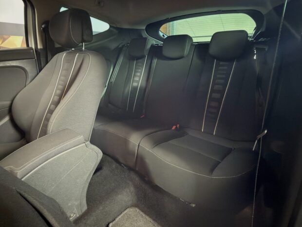 RENAULT MEGANE III COUPE dCi 110 FAP eco2 complet