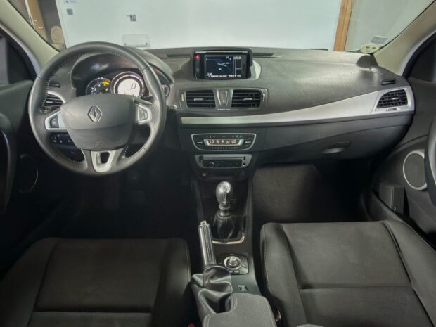 RENAULT MEGANE III COUPE dCi 110 FAP eco2 complet