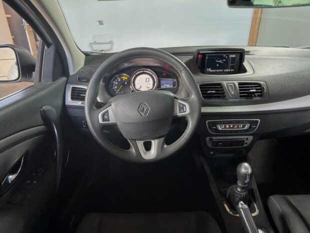 RENAULT MEGANE III COUPE dCi 110 FAP eco2 complet