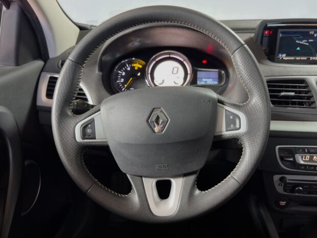 RENAULT MEGANE III COUPE dCi 110 FAP eco2 complet