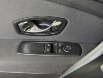 RENAULT MEGANE III COUPE dCi 110 FAP eco2 complet