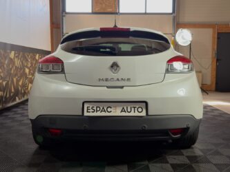RENAULT MEGANE III COUPE dCi 110 FAP eco2 complet