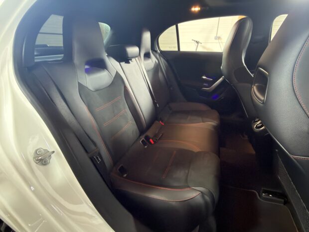 MERCEDES CLASSE A 180 7G-DCT AMG Line complet