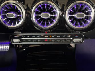 MERCEDES CLASSE A 180 7G-DCT AMG Line complet