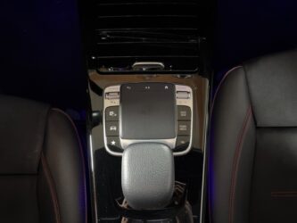 MERCEDES CLASSE A 180 7G-DCT AMG Line complet