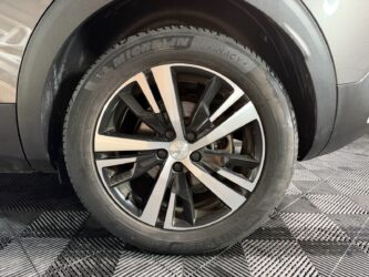 PEUGEOT 3008 BlueHDi 130ch S&S BVM6 GT complet