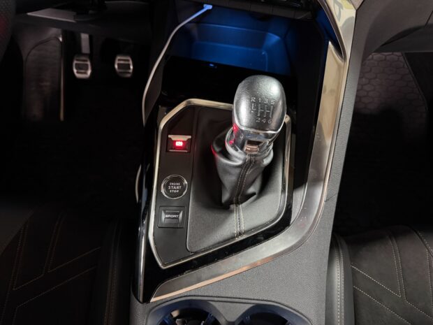 PEUGEOT 3008 BlueHDi 130ch S&S BVM6 GT complet