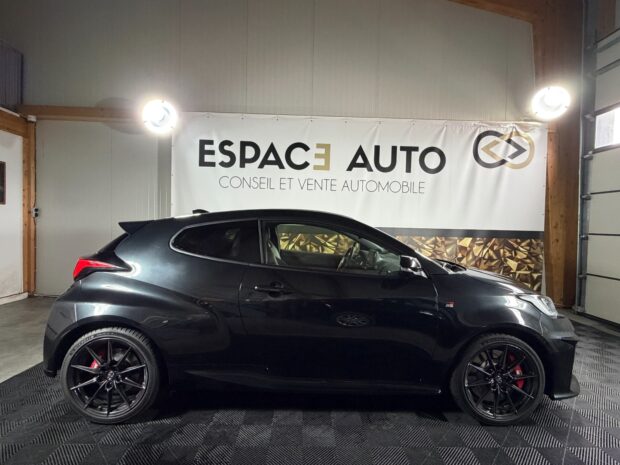 TOYOTA YARIS GR 261 Pack Track / Garantie 12 Mois Tous Risques complet