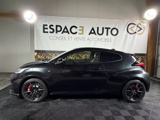 TOYOTA YARIS GR 261 Pack Track / Garantie 12 Mois Tous Risques complet