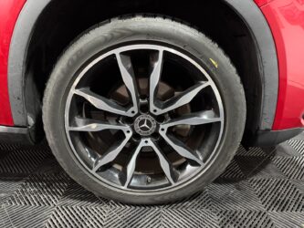 MERCEDES GLA 200 d 7-G DCT 4-Matic Sensation complet