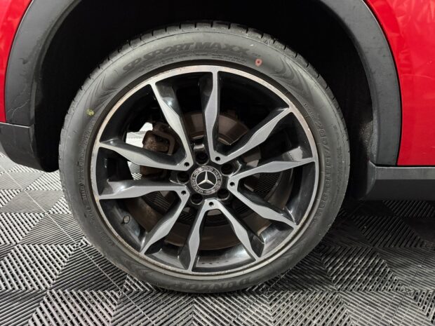 MERCEDES GLA 200 d 7-G DCT 4-Matic Sensation complet