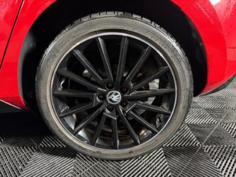 SKODA FABIA 1.0 TSI 95 ch BVM5 Monte-Carlo complet