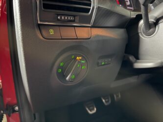 SKODA FABIA 1.0 TSI 95 ch BVM5 Monte-Carlo complet