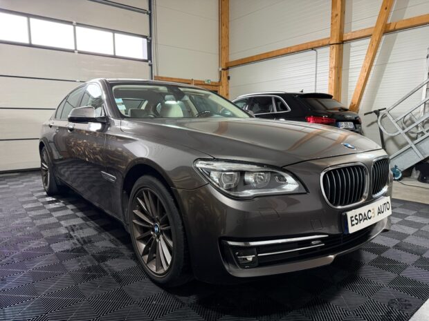 BMW SERIE 7 F01 LCI/F02 LCI 730d xDrive Exclusive A complet