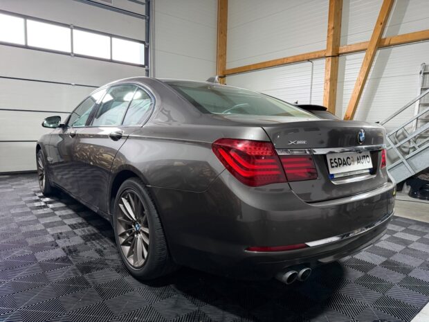 BMW SERIE 7 F01 LCI/F02 LCI 730d xDrive Exclusive A complet