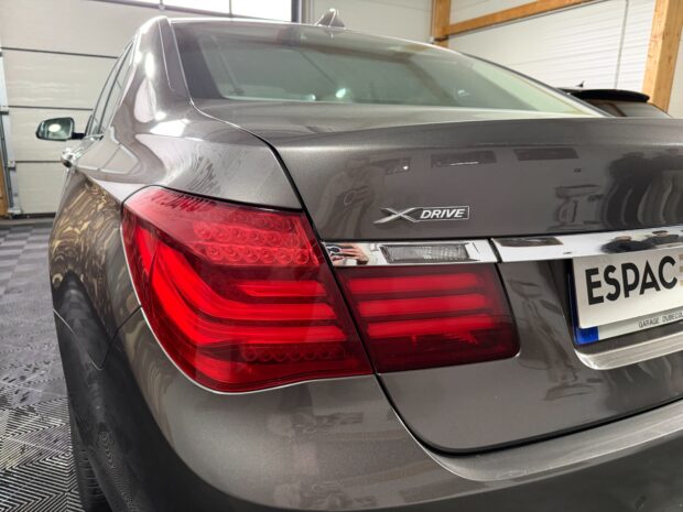 BMW SERIE 7 F01 LCI/F02 LCI 730d xDrive Exclusive A complet