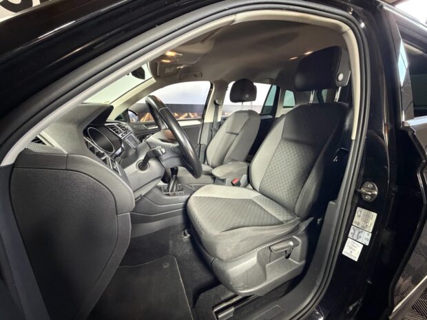 VOLKSWAGEN TIGUAN BUSINESS 2.0 TDI 150 Confortline Business complet