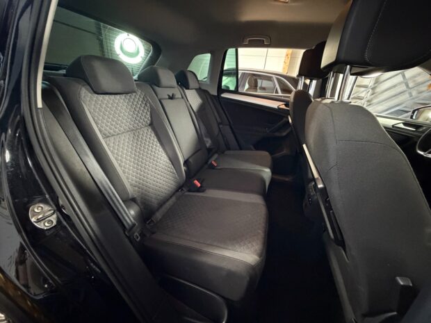 VOLKSWAGEN TIGUAN BUSINESS 2.0 TDI 150 Confortline Business complet
