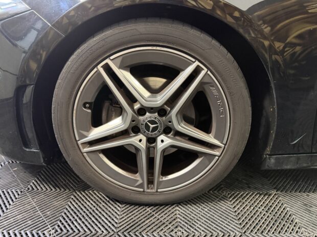 MERCEDES CLASSE A 200 d 8G-DCT AMG Line complet