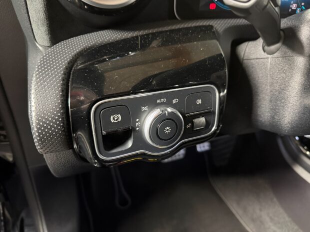 MERCEDES CLASSE A 200 d 8G-DCT AMG Line complet