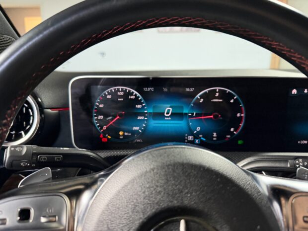 MERCEDES CLASSE A 200 d 8G-DCT AMG Line complet