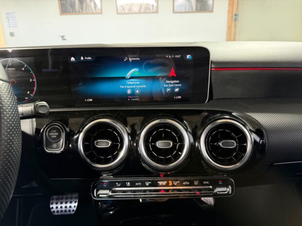 MERCEDES CLASSE A 200 d 8G-DCT AMG Line complet