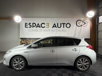 TOYOTA AURIS Hybride 136h Style complet