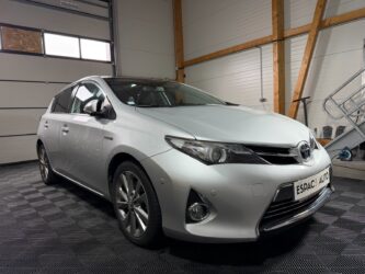TOYOTA AURIS Hybride 136h Style complet