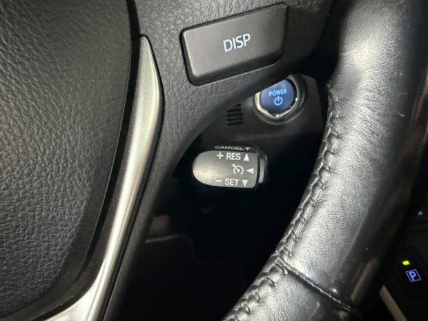 TOYOTA AURIS Hybride 136h Style complet