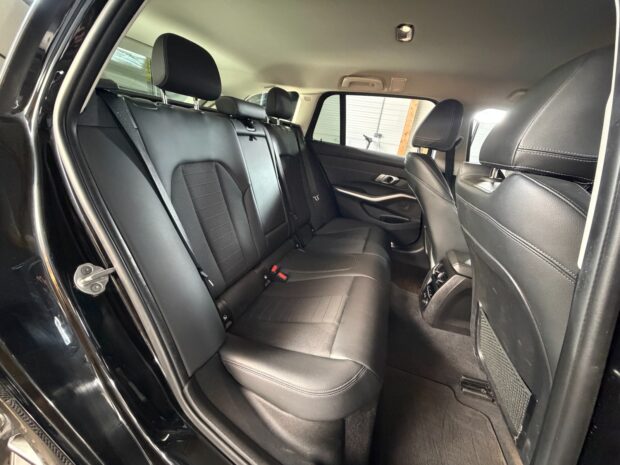 BMW SERIE 3 TOURING G21 320d 190 ch BVA8 Edition Sport complet