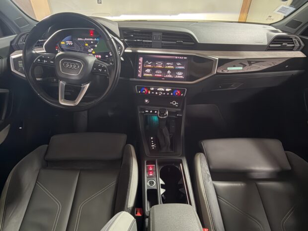 AUDI Q3 SPORTBACK 35 TDI 150 ch S tronic 7 S line complet