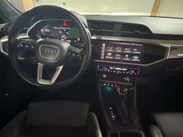 AUDI Q3 SPORTBACK 35 TDI 150 ch S tronic 7 S line complet