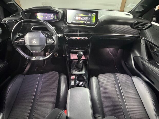 PEUGEOT 208 BlueHDi 100 S&S BVM6 GT complet